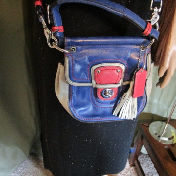Coach Handbags - Coach Willis Poppy Color Block Mini Leather